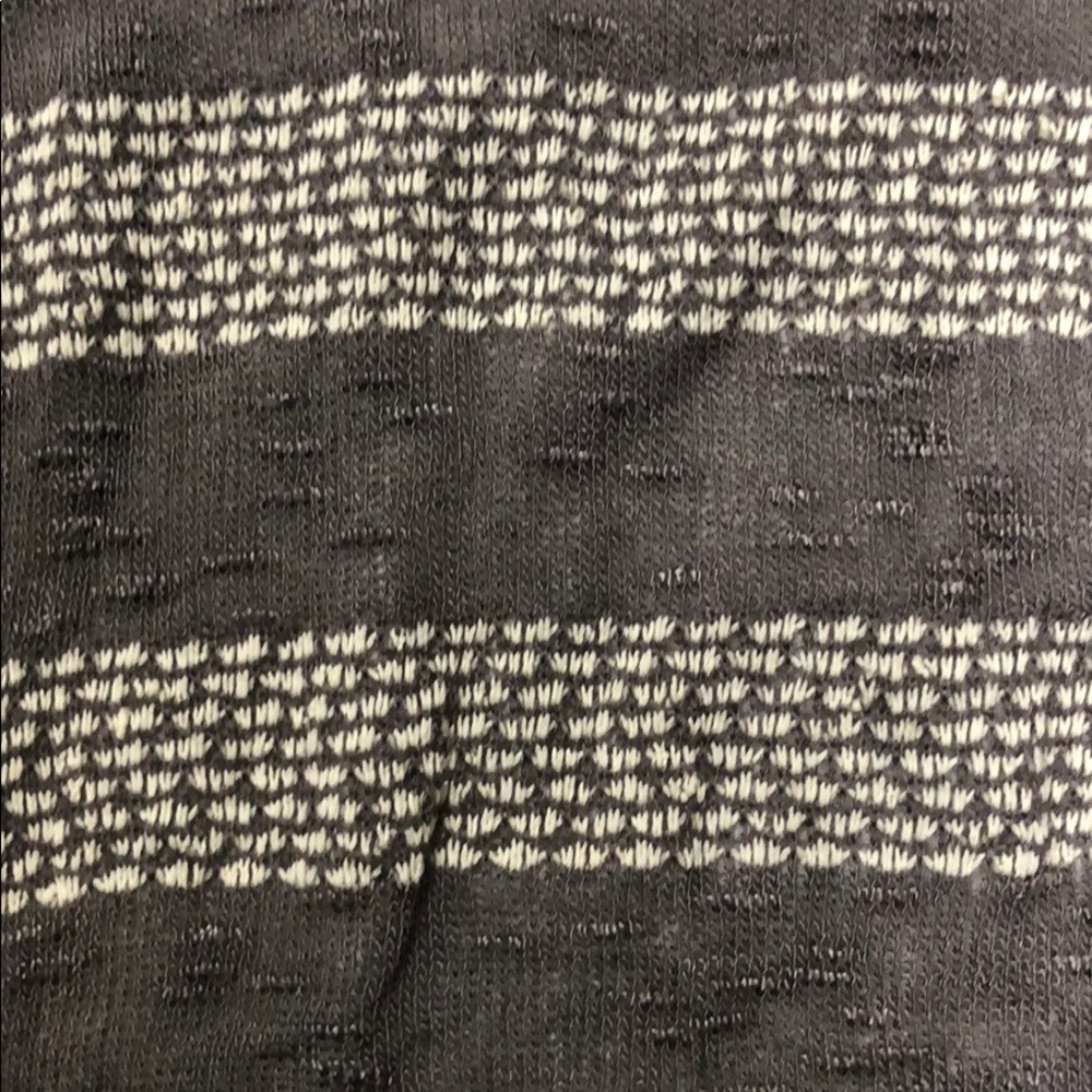 Striped top! - Picture 2 of 3